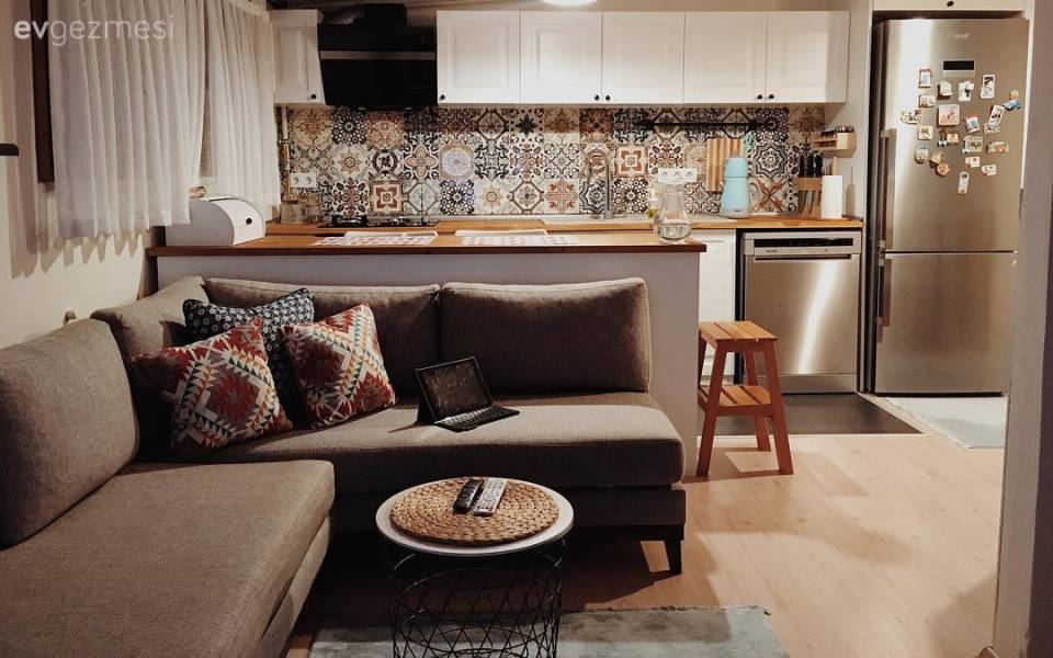 Ev Gezmesi: Keyifli Dekoruyla İstanbul'dan Bir Çatı Katı