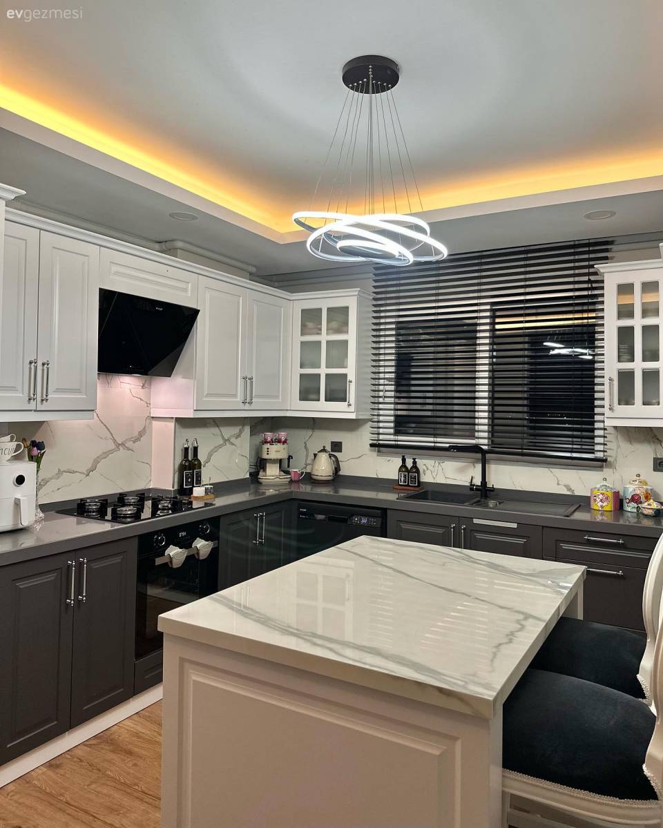 Bu Fatsa Evinde Renklerin Dengesi Tam Yerinde!