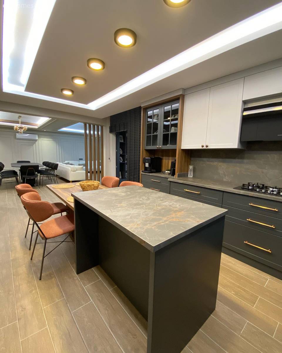 Bu Tokat Mutfağında Gizli Kapının Öte Yanı Kullanışlı Kiler!