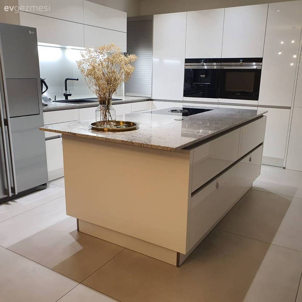 Sadelik Bu Ferah Evin Ruhuna İşlemiş!