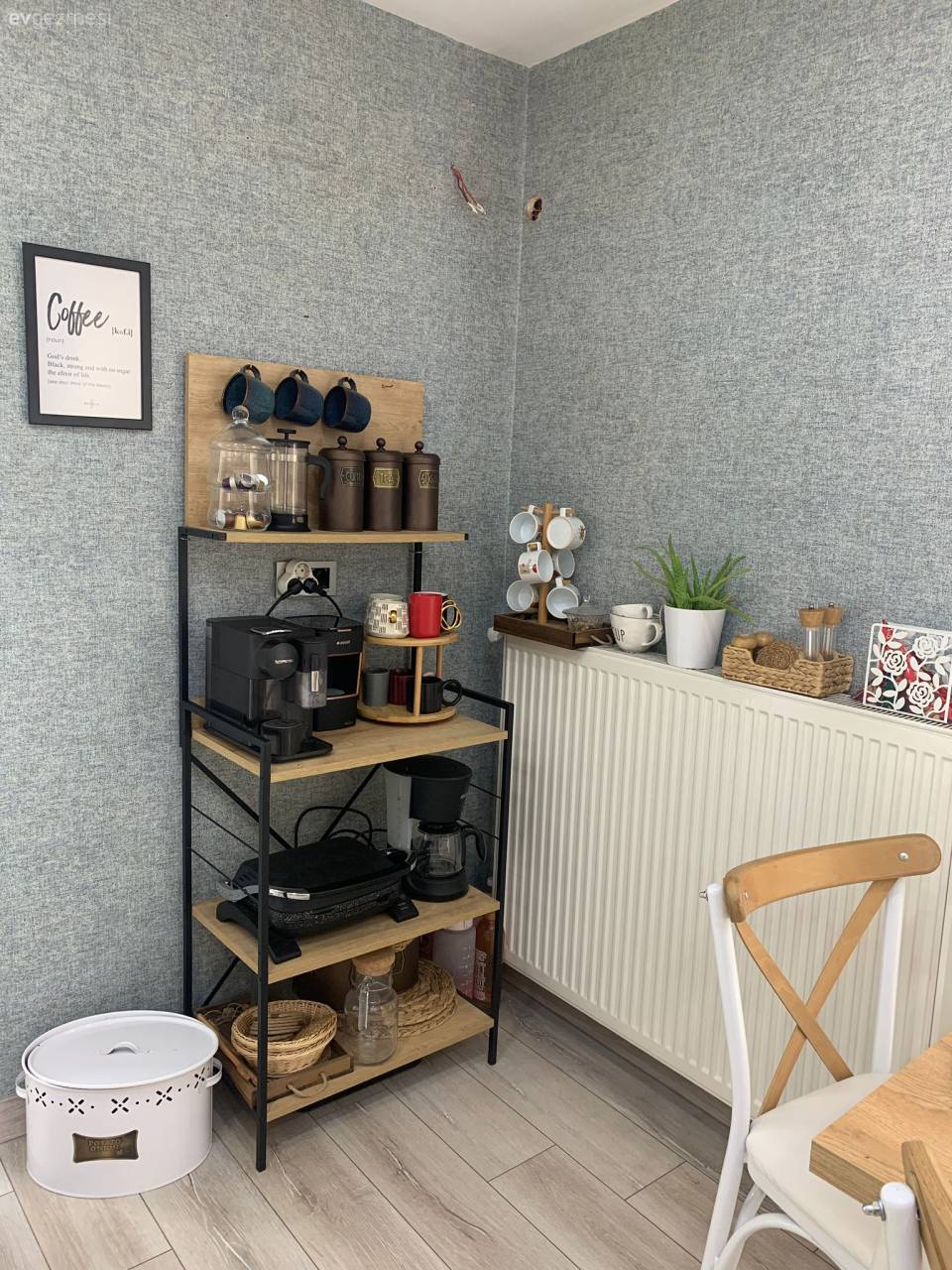 Bu İzmir Evinde Sadelik, Konfor ve Sıcaklık Dengesi Tam Ayarında!