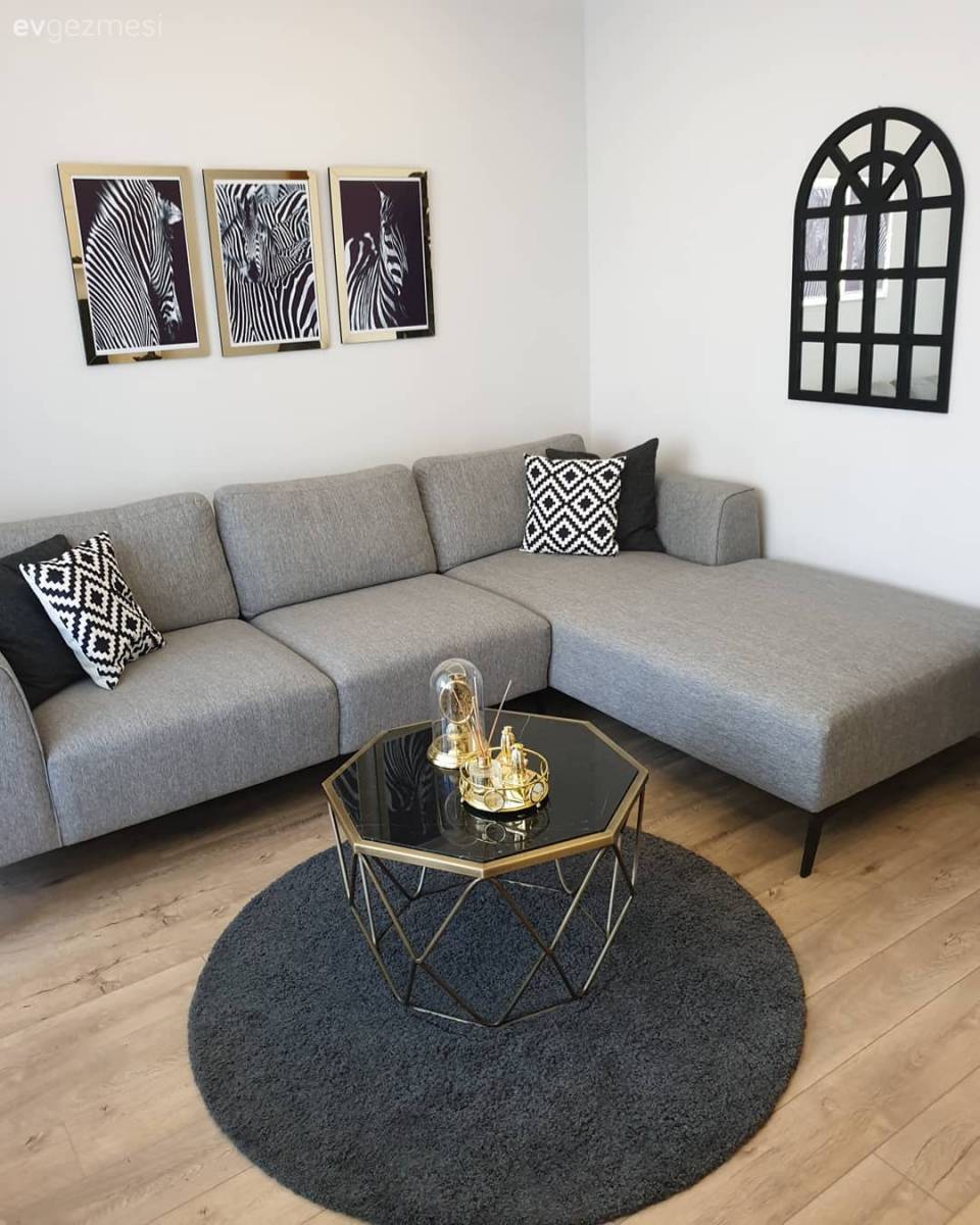 Küçük Bir Oturma Odası Daha Büyük Gösterilir?