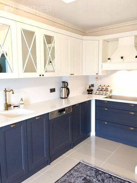 Pantone 2020 Yılının Rengini Seçti: Klasik Mavi