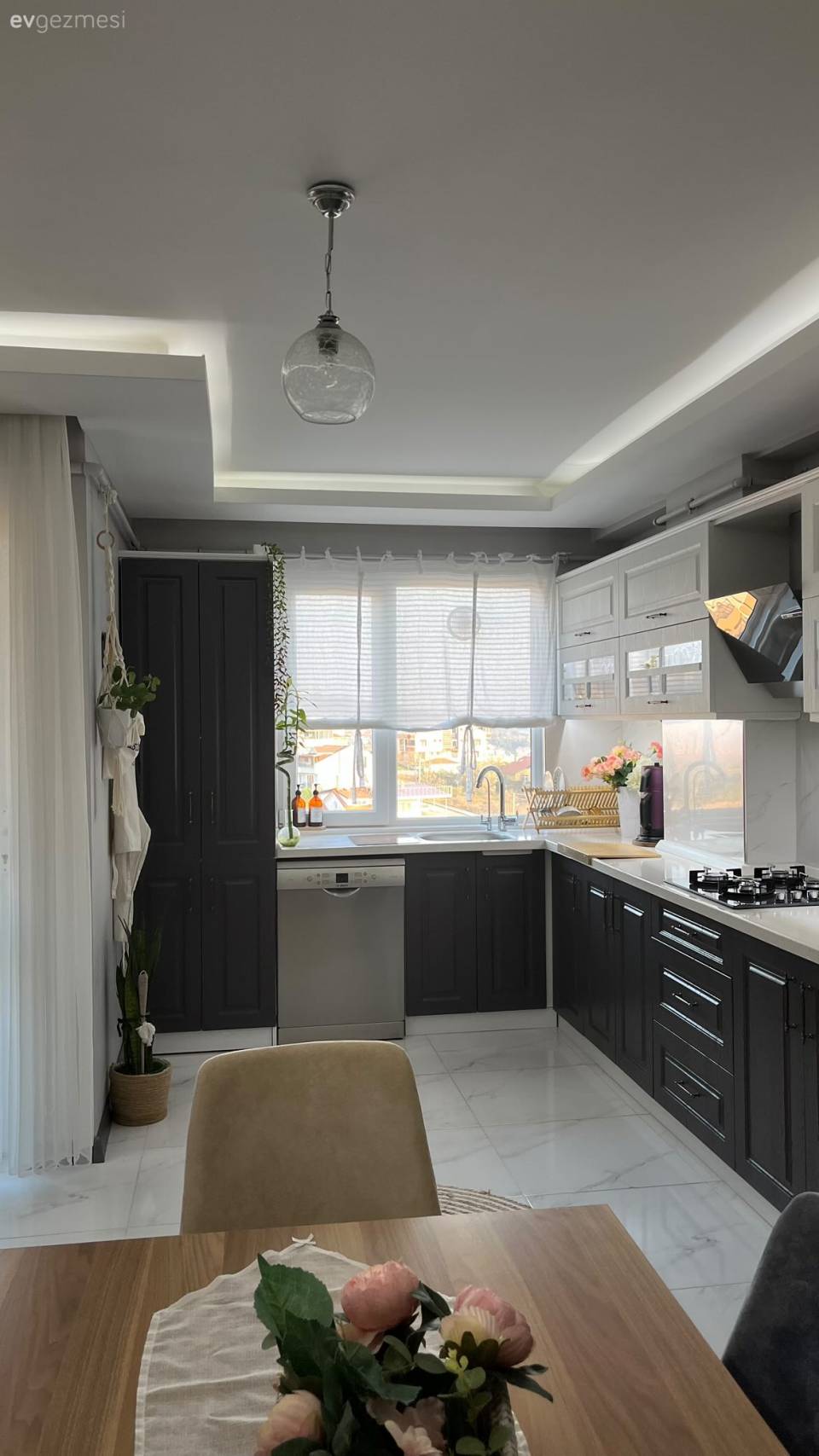 Bu Kocaeli Evinde Farklı Tarzla Uyumlu Bütünü Ortaya Çıkarmış