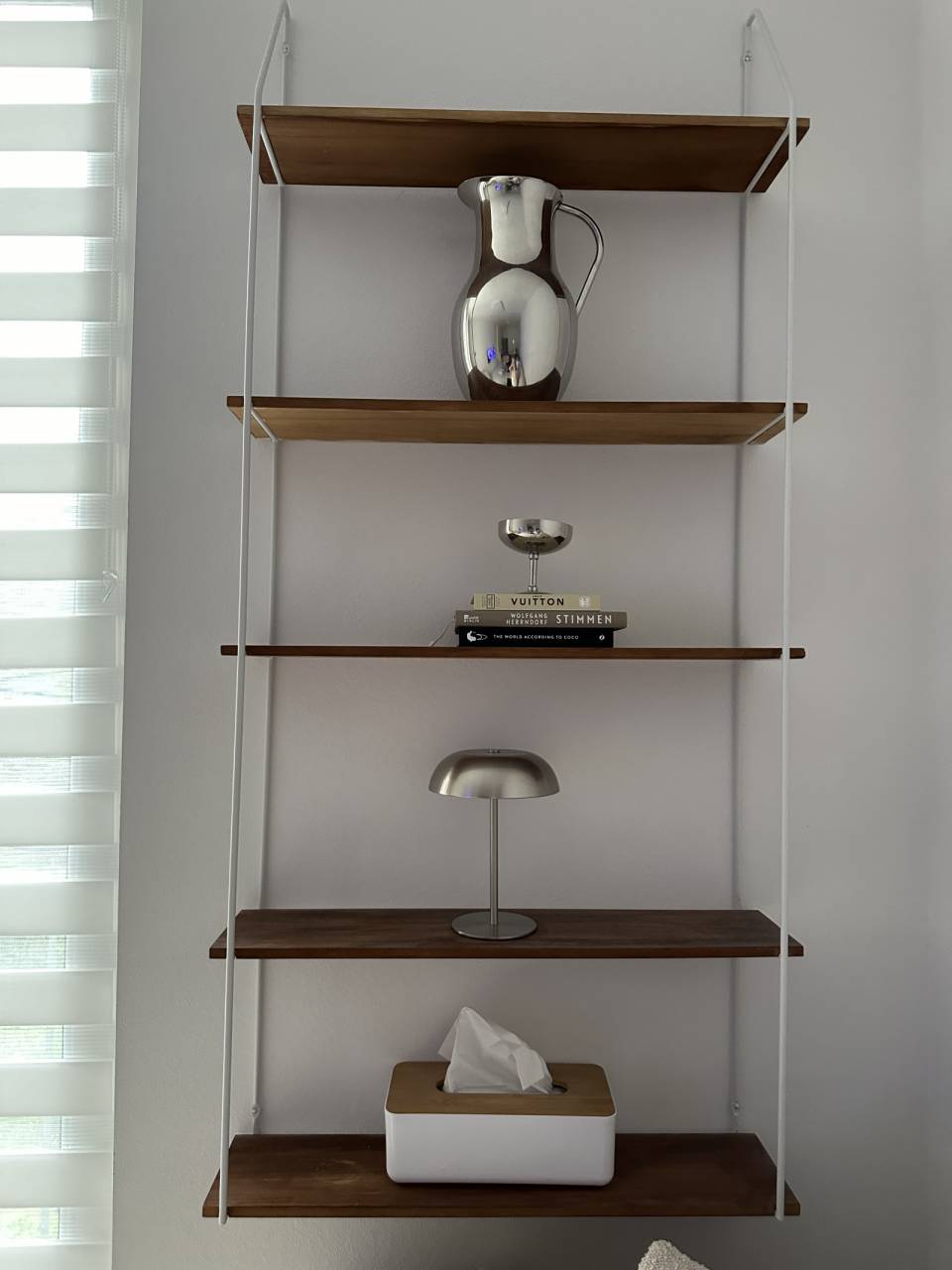 Yuvarlak Masanın Etkisiyle Daha Samimi Görünen İskandinav Bir Dekor!