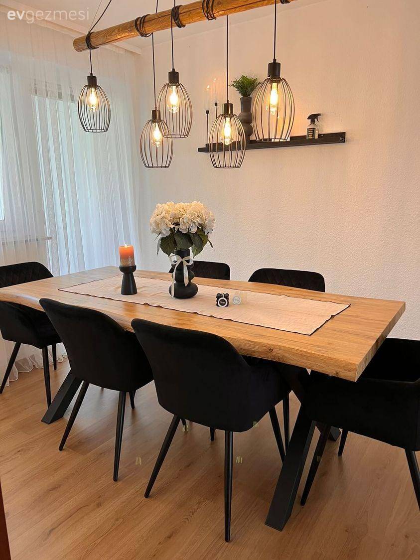 Bu Konforlu Evde Modern Stilin Arasına Bir Tutam Rustik Karışmış!