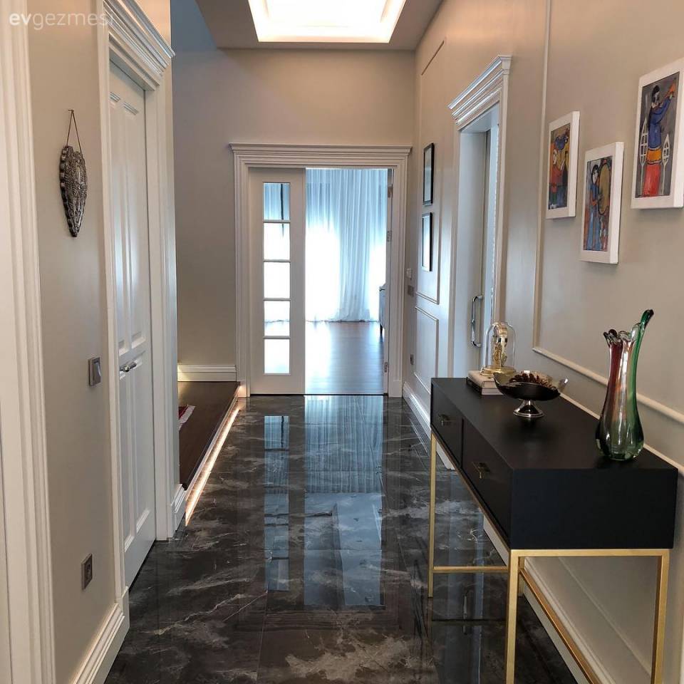 Bu Sofistike Evin Her Detayı Özgün Parçalarla Dolu