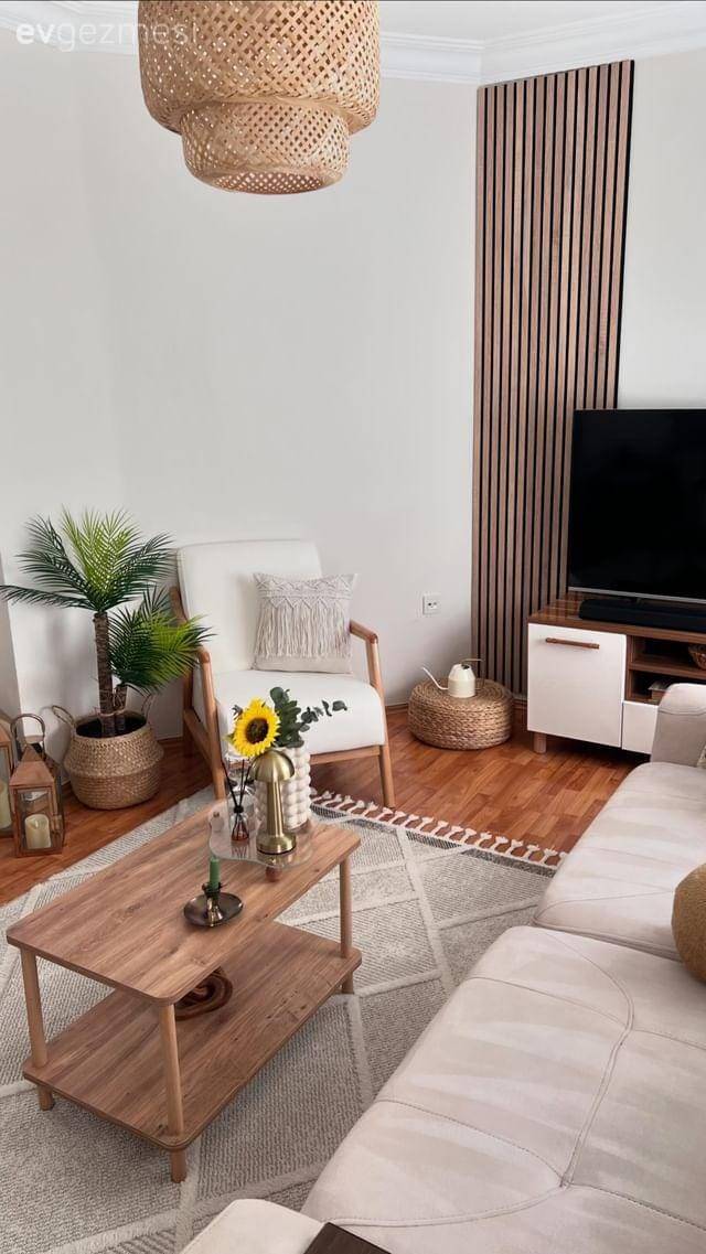 Küçük Salonu Ferahlatmak İçin Doğru Hamleler Yapılan İstanbul Evi!