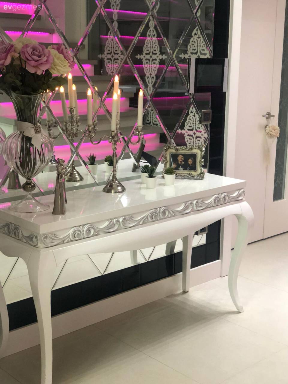 Klasik Şıklığın Asil Tasarımlarla Buluştuğu Dubleks Bir Daire-II