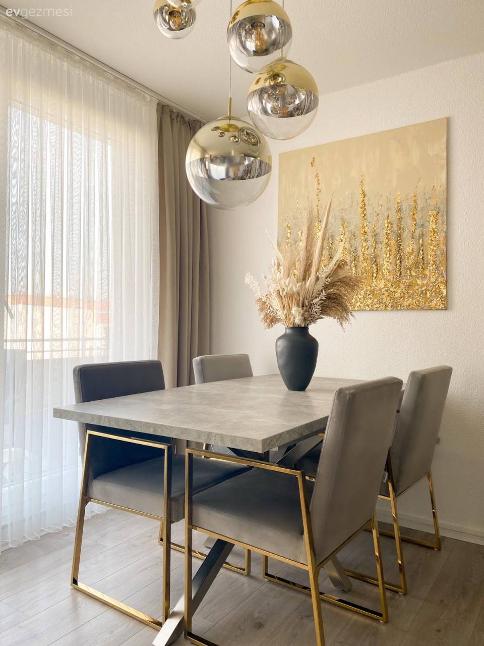 Ev Gezmesi: Ferahlık ve Zarafetten Bol Nasiplenen Bir Dekor