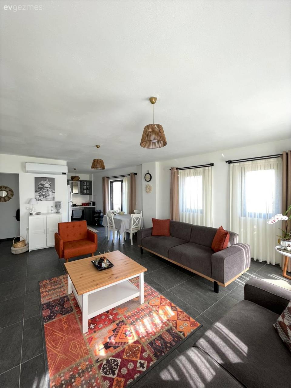 Bu Datça Evi Dışarıdaki Enerjiyi Olduğu Gibi İçine Çekmiş