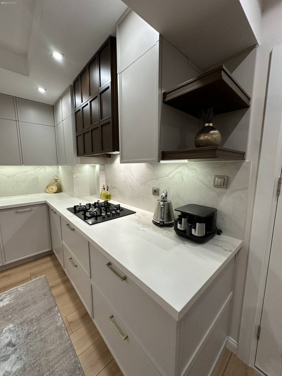 Bu Samsun Mutfağında Modern Stile Acı Kahve Yorumu Katılmış