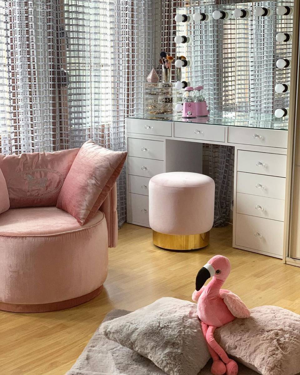 Müstakil Evdeki Huzurlu Yaşam Evin Dekorasyonuna Da Yansımış!