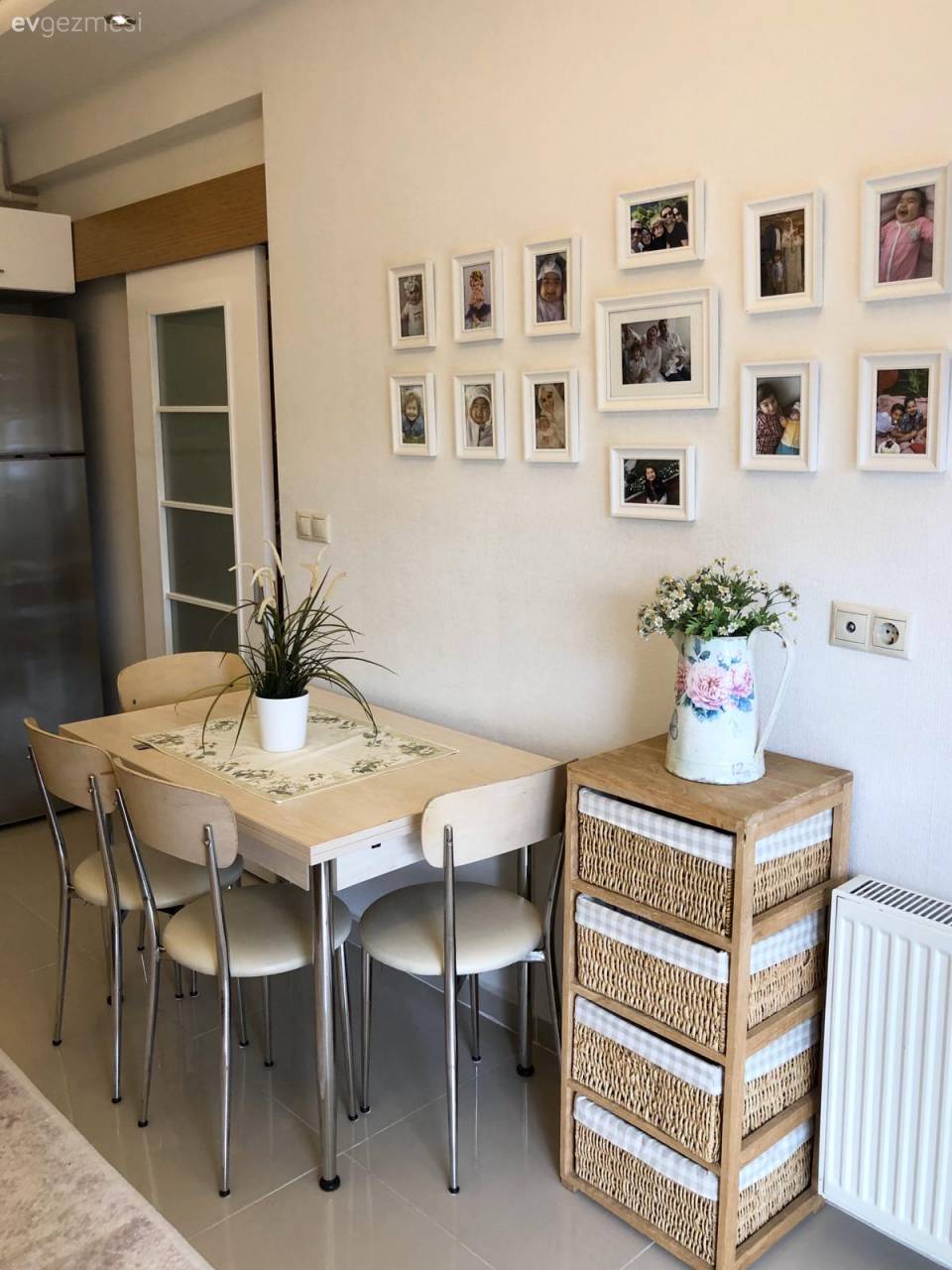 Ev Gezmesi: Nötr Renklerin Ferahlığına Sıcaklığı Da İliştiren Bir Dekor