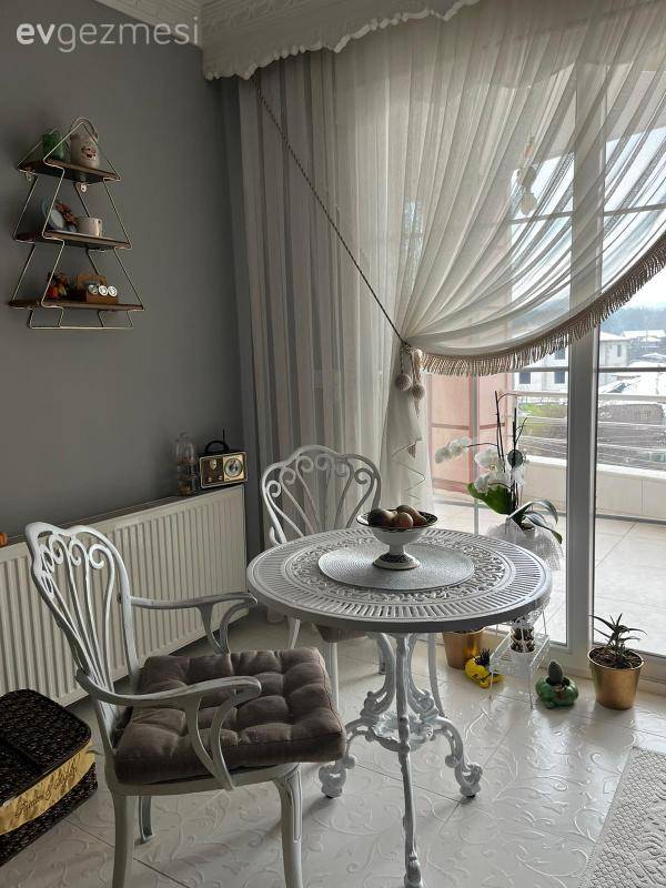 Bu Çanakkale Evinin Her Köşesi Klasik Stilin Etkisi Altında