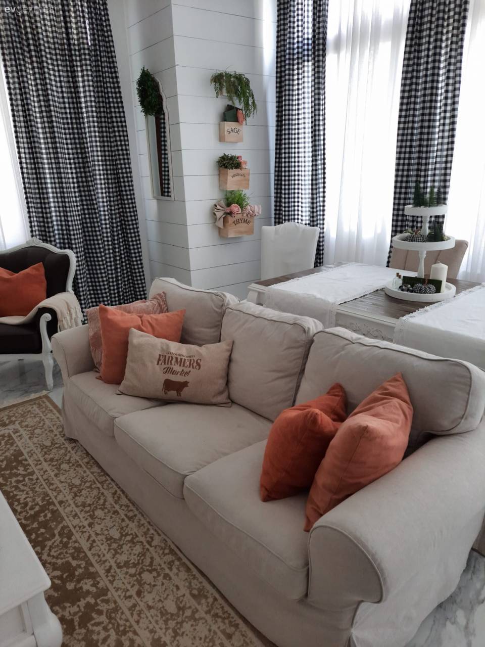 Çiftlik Havasındaki Bu Evde Her Dokunuş Hem Pratik Hem De Ekonomik!