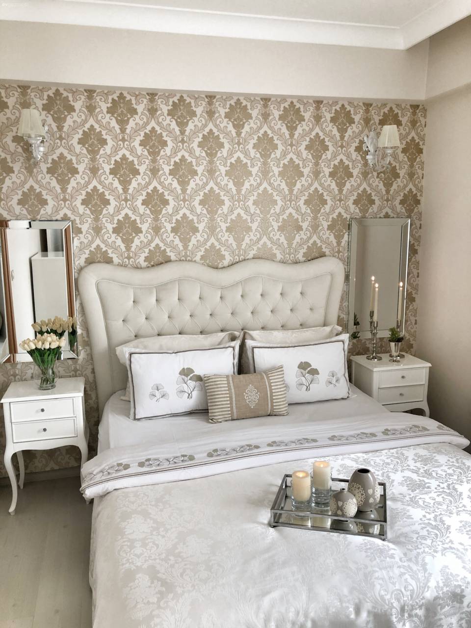 Ev Gezmesi: Nötr Renklerin Ferahlığına Sıcaklığı Da İliştiren Bir Dekor