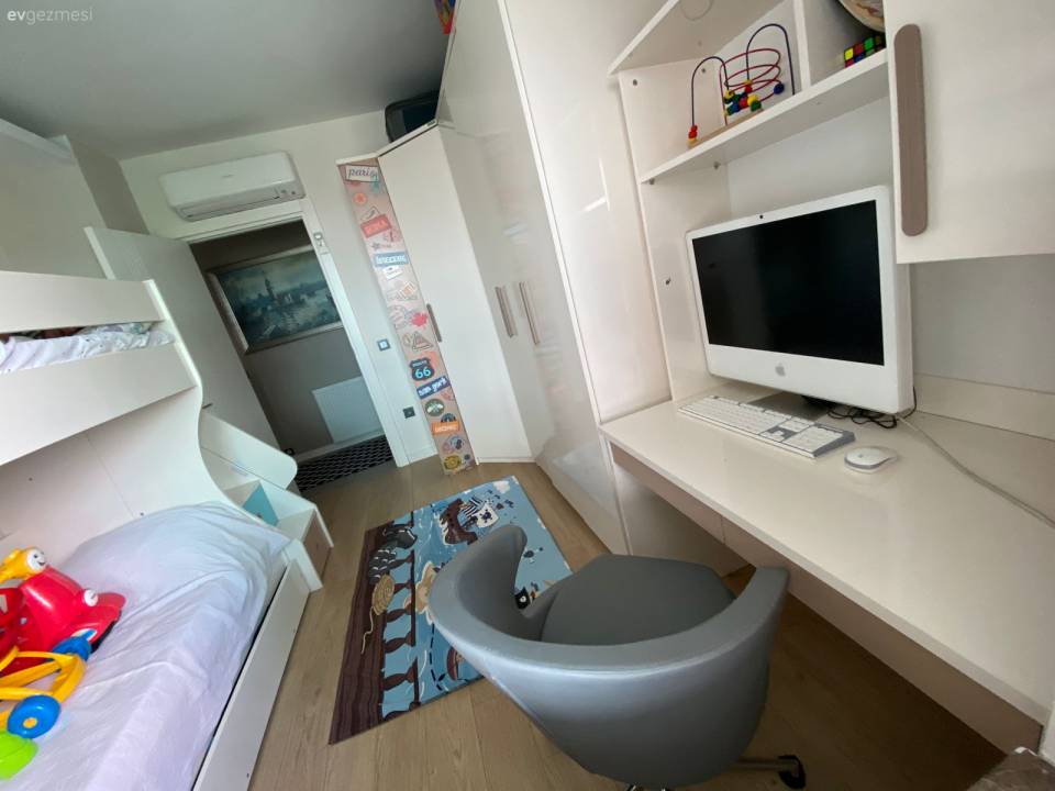 Ev Gezmesi: Modern Stile Kucak Açmış Bir Adana Evi