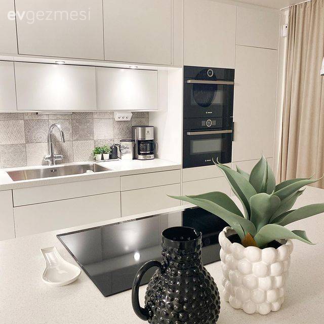 Beyazın Hakimiyet Kurduğu Bu Evde Her Köşe Çok Ferah