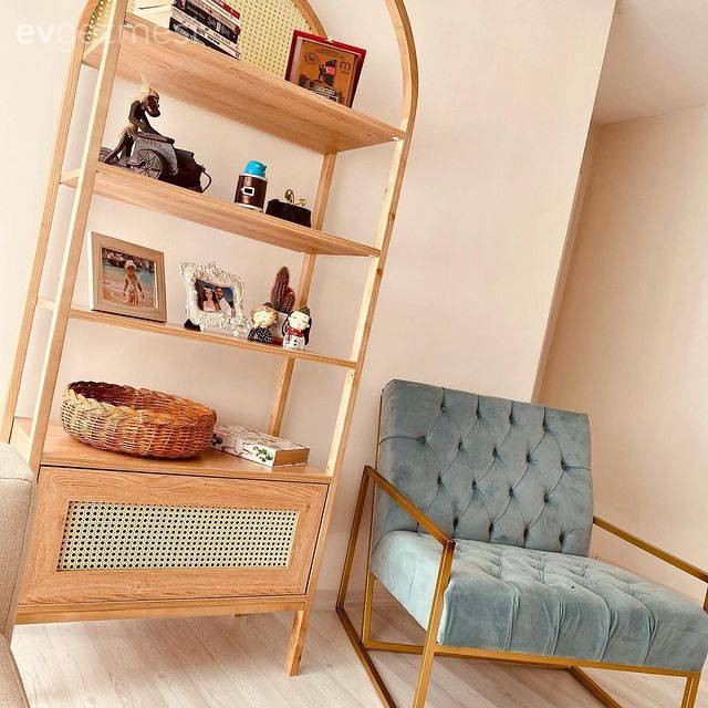 Bu Antalya Evinde Modern Stile Rustik Detaylar Karışmış