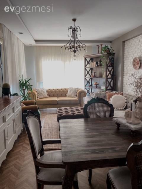 Bu Adana Evinde Hem Geçmişi Hem De Bugünü Bulmak Mümkün