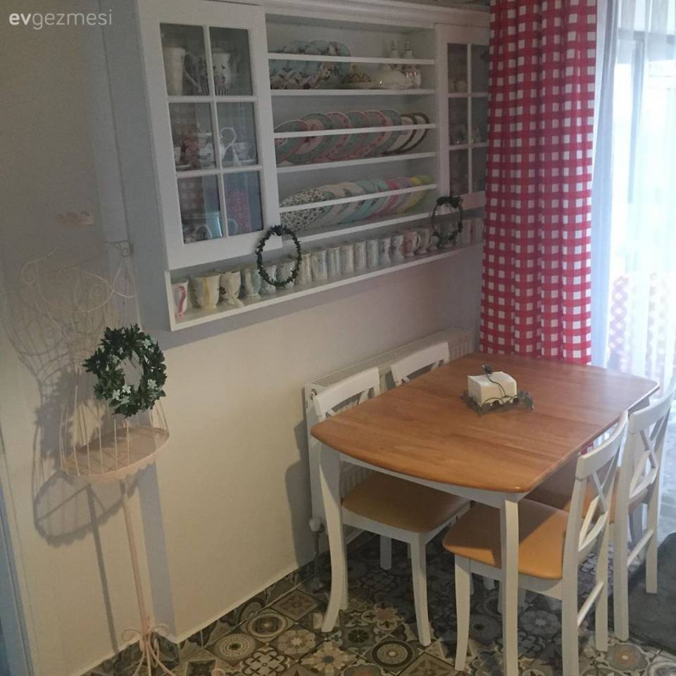 Bu Samimi Ev İçin Nostalji Her Zaman Yeni Trend!