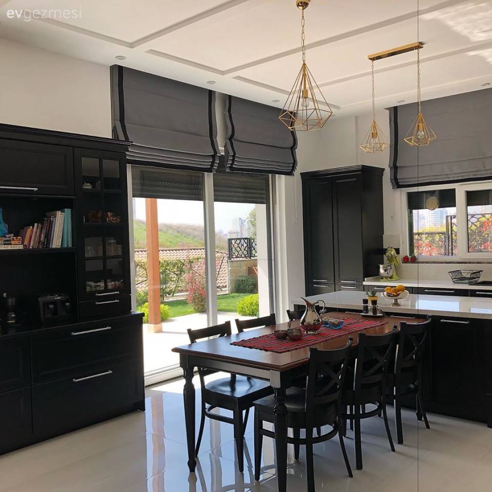 Bu Sofistike Evin Her Detayı Özgün Parçalarla Dolu