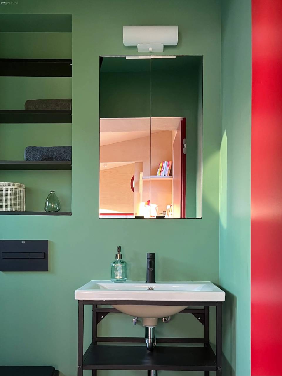 Tiny House Düşünenlere İyi Fikirlerle Dolu 13 M2'lik  Karavan Ev