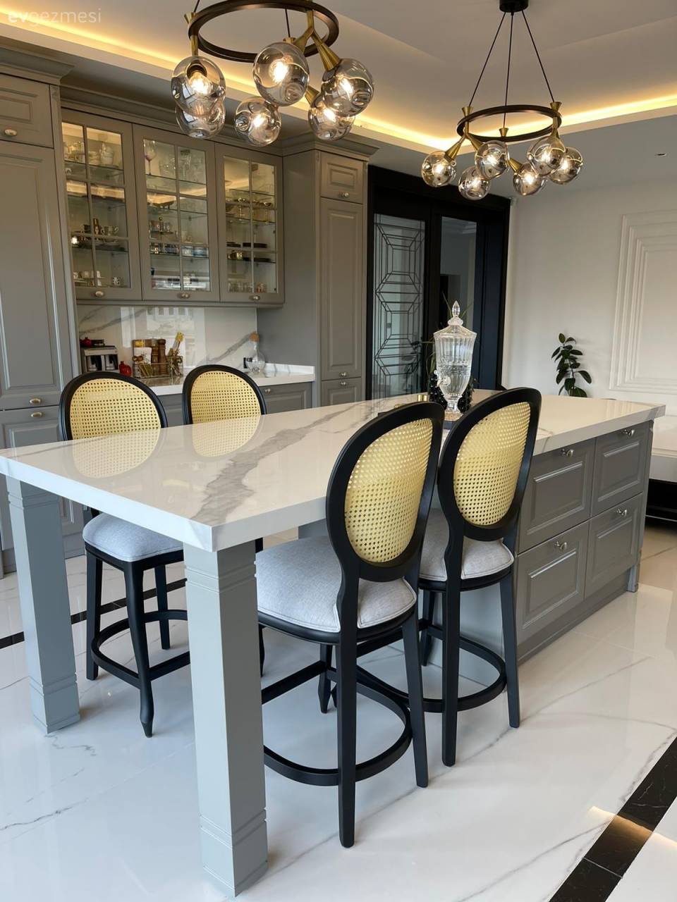 Uçan Balonları Selamlayan Bu Nevşehir Evi Çok İddialı