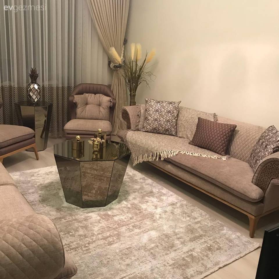 Bu İnce Ruhlu İzmir Evinde Yaşam Hem Kolay Hem Zevkli