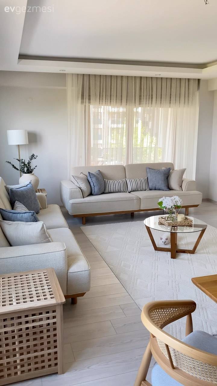 Salonunu Dekore Edecekler İçin Farklı Planlara Sahip Salonlardan Örnekler