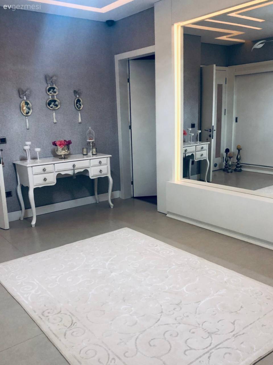 Klasik Şıklığın Asil Tasarımlarla Buluştuğu Dubleks Bir Daire-I