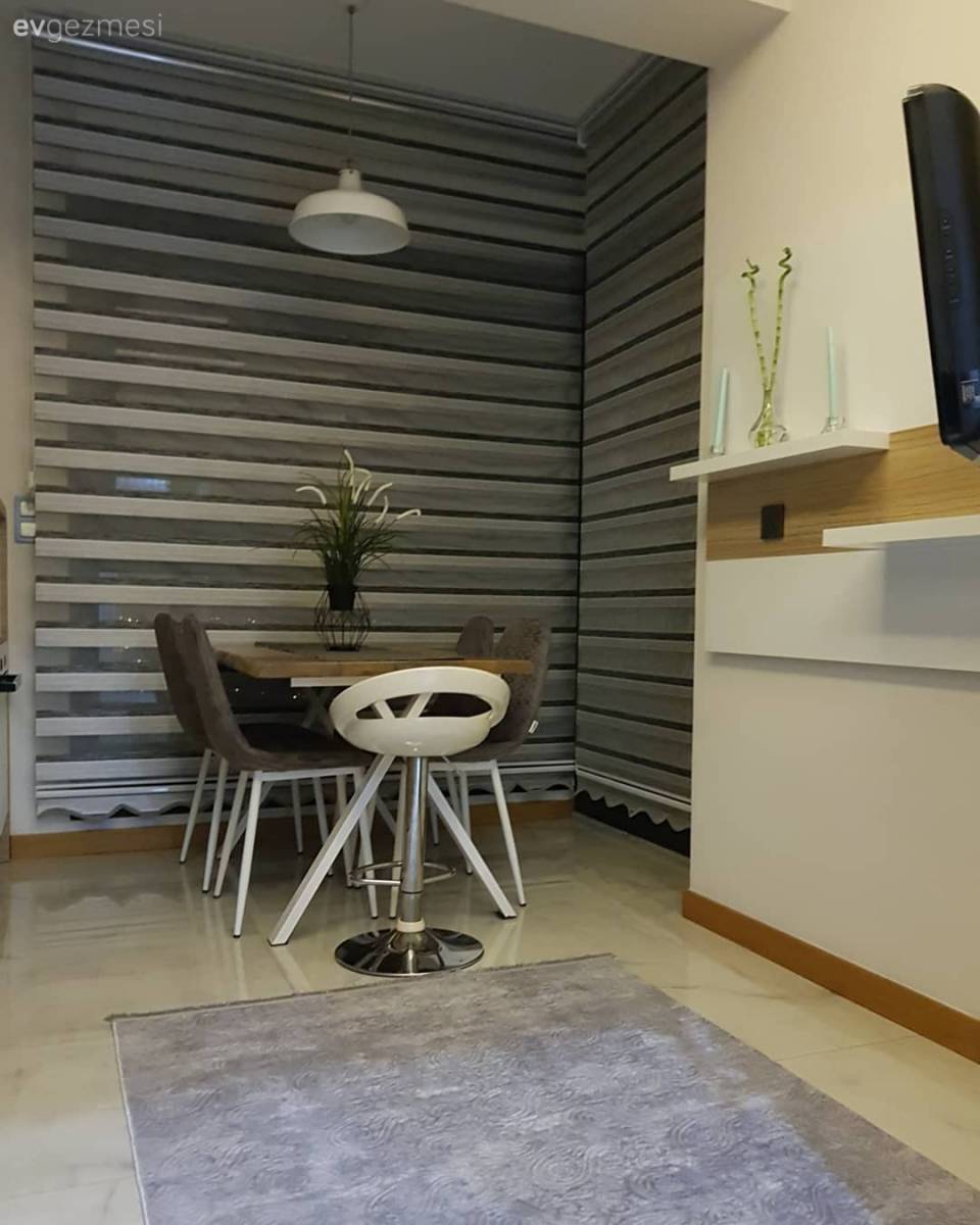 İddialı Renkler ve Mimari Detaylar Bu Dekora Çok Yakışmış!