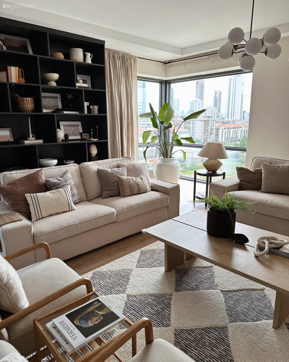 Zamansız Şıklığa Sahip Bu İzmir Evinde Samimiyet de Yerli Yerinde!