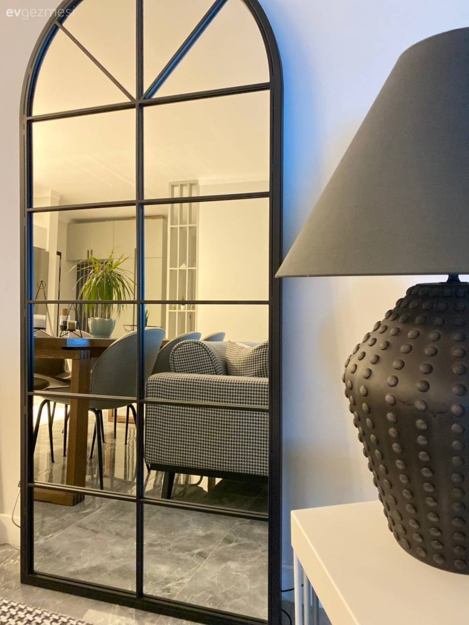 Bu Kuşadası Evi Sakin Yaşama Kolayca Adapte Olmuş