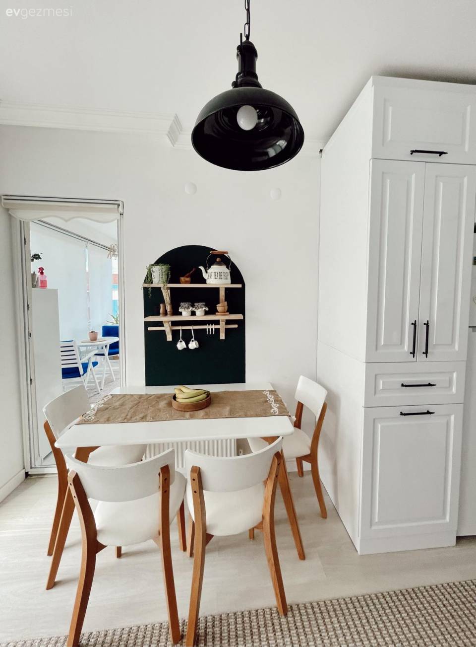 Bu Çankırı Evinde Balkon Yazlık Bir Tatil Yeri Hissi Veriyor!