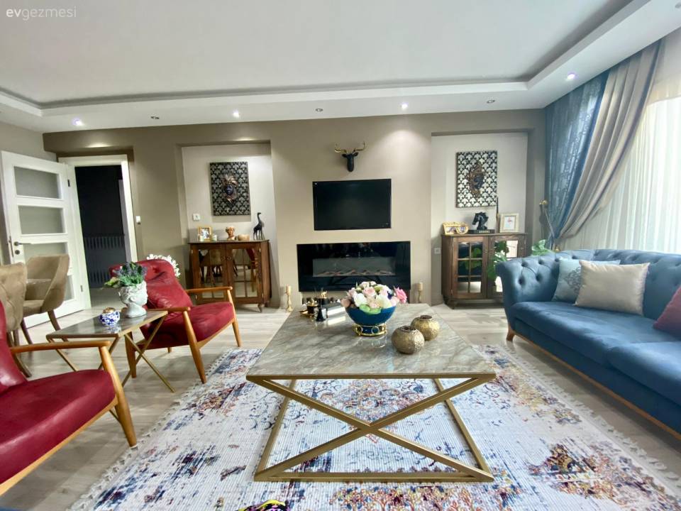 Bu Balıkesir Evinde Her Stilden Bir Parçaya Yer Var