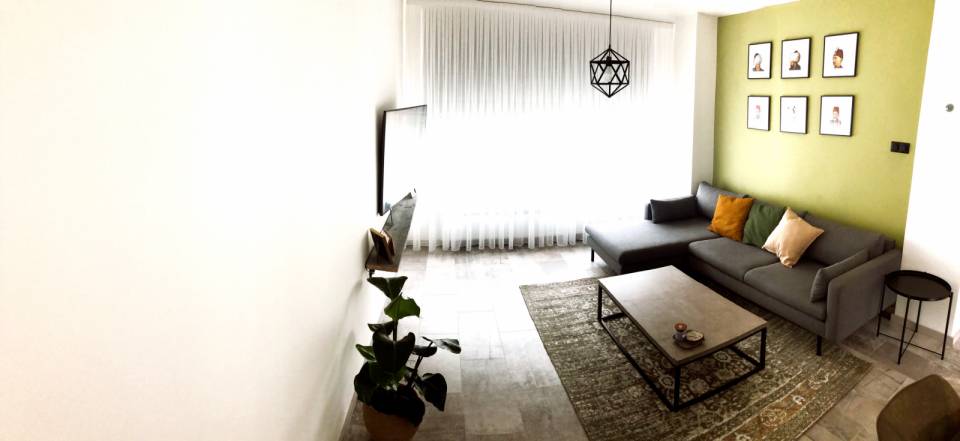 Bu Evin Duvarlarından Tarihi Kişilerin Sesi Yankılanıyor!