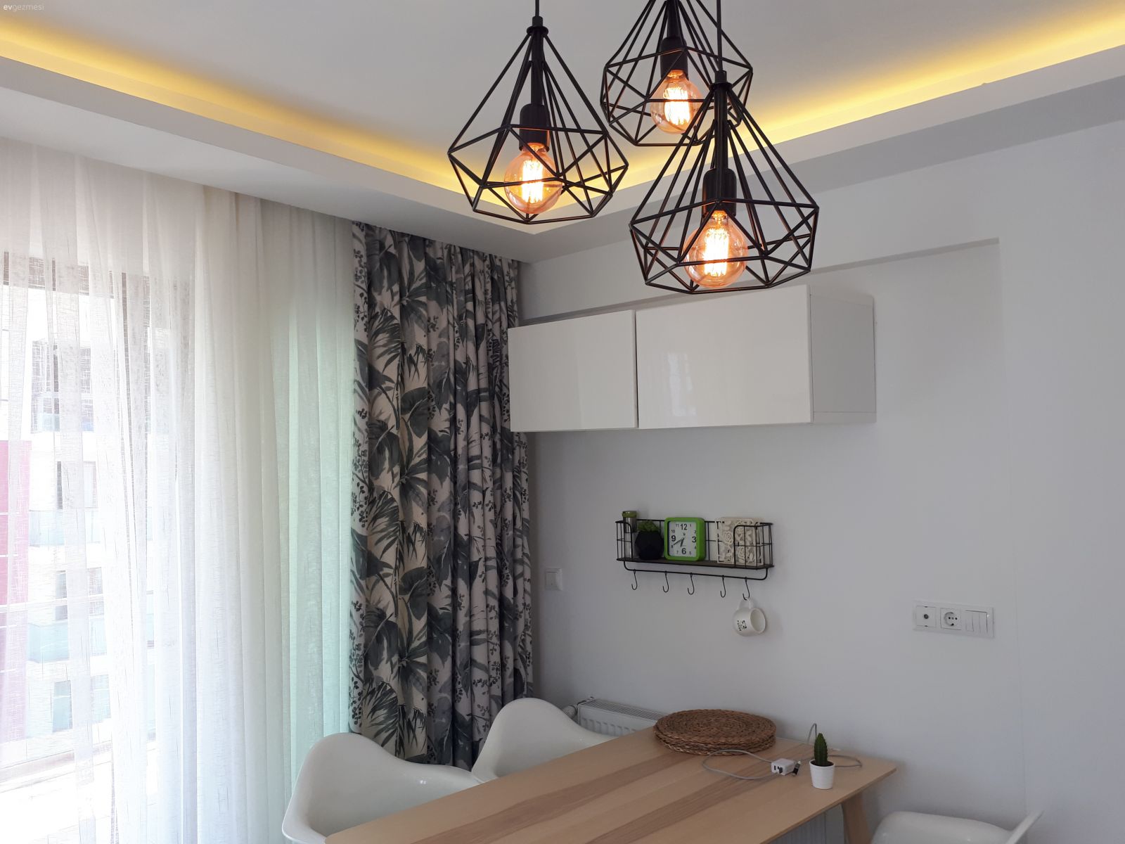 Yatak odasi ve mutfak