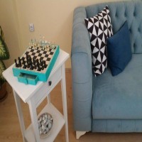 Deniz esintileriyle döşenmiş her köşesi özenli ve rahatlatıcı bir ev