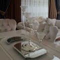 Klasik stilde, göz alıcı detaylarla dolu bir salon..