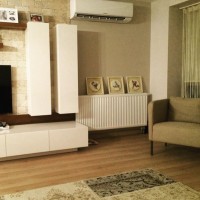 Ev Gezmesi: Bej, kahverengi ve siyahlarla zarif bir ev..