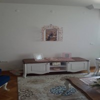 Serpil Hanım'ın yeni döşediği salonu