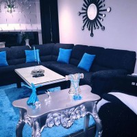 Sezen Hanım'ın mavi ve siyah ağırlıklı karakterli evi