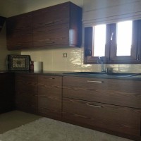 Her köşesinde ahşabın sıcaklığının olduğu modern ve konforlu bir ev.. 