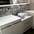 Beyazlar içinde bir mutfak; doğal ve şık banyo.. Betül hanımdan.