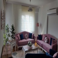 Serpil Hanım'ın yeni döşediği salonu