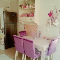 Country ve vintage stilde mavi ve pembelerle çok zarif ev..