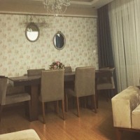 Ev gezmesi: Tülin hanımın içimizi ısıtan, konforlu evi..