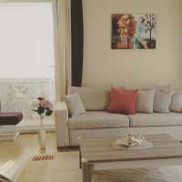 Doğru mobilya ve renk seçimleriyle çok ferah bir ev.